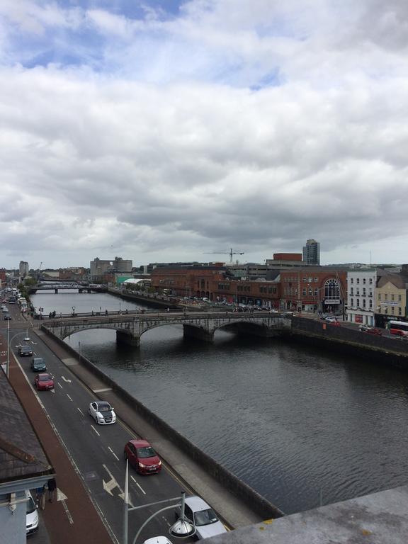 39 Camden Wharf Apartman Cork Szoba fotó