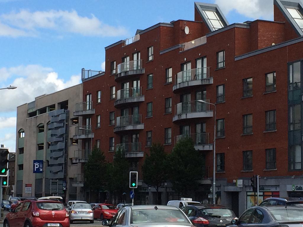 39 Camden Wharf Apartman Cork Szoba fotó