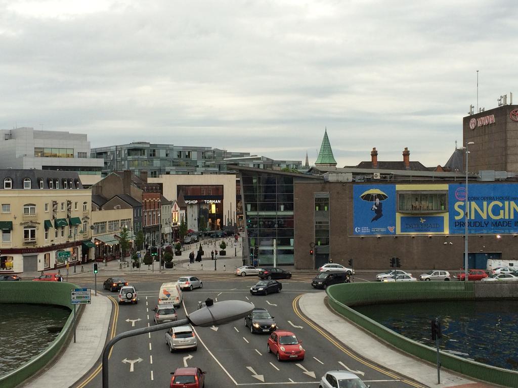 39 Camden Wharf Apartman Cork Szoba fotó