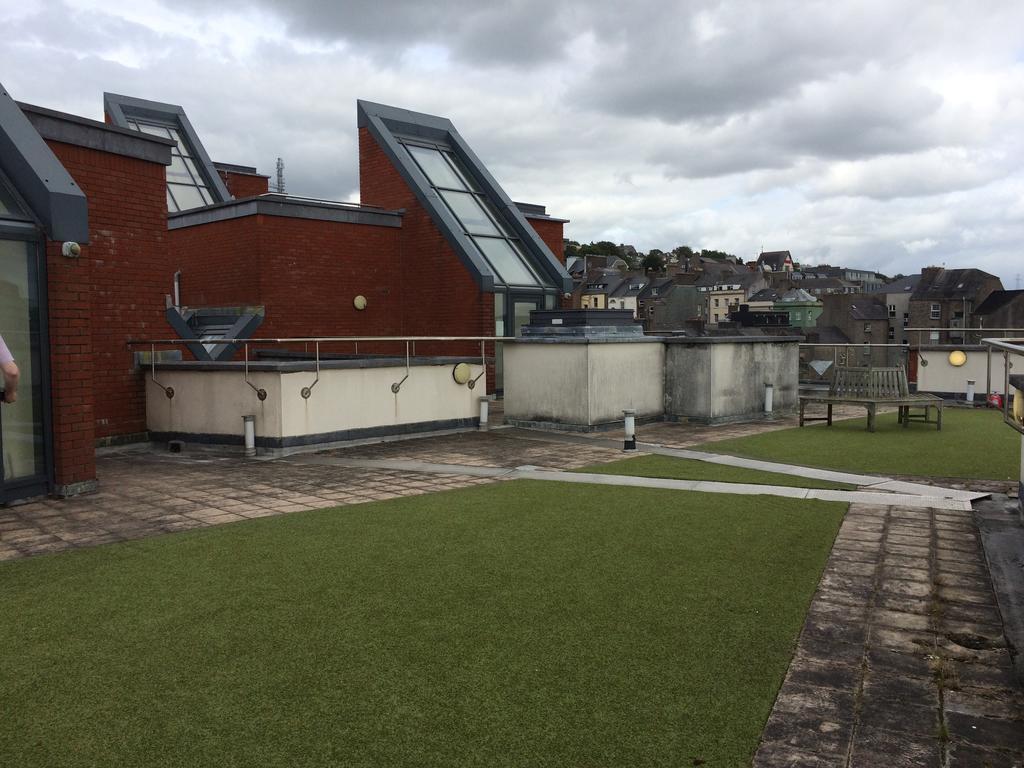 39 Camden Wharf Apartman Cork Szoba fotó