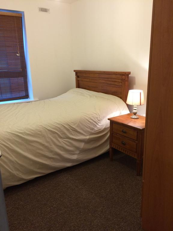 39 Camden Wharf Apartman Cork Szoba fotó